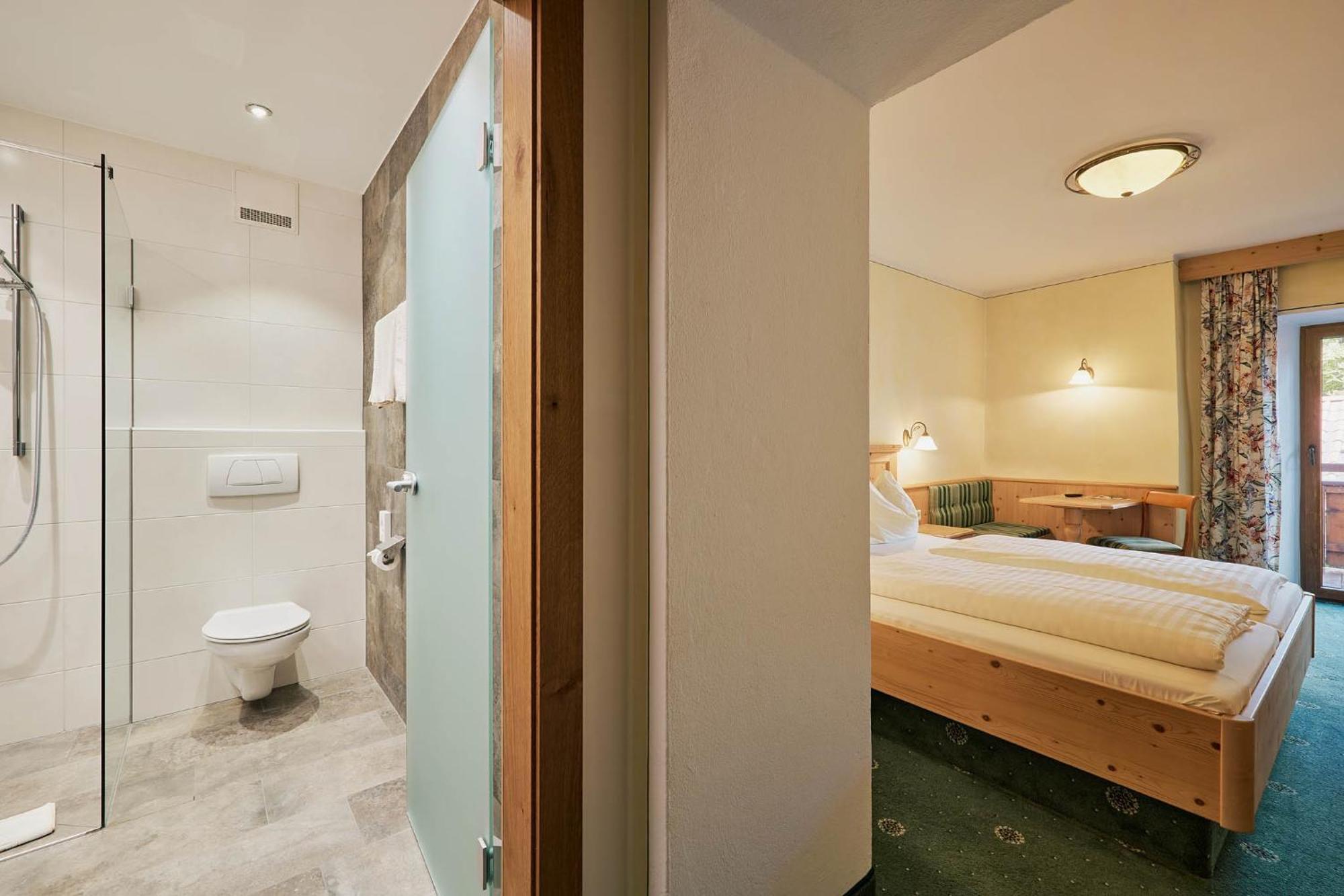 Gasthaus Hotel Oberwirt 에브스 외부 사진